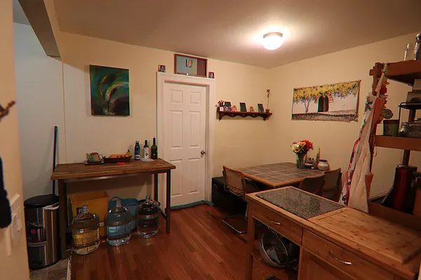 Rented by PMG Real Estate  | media 13