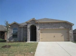 2029 Belshire Ct, Fort Worth, TX 76140