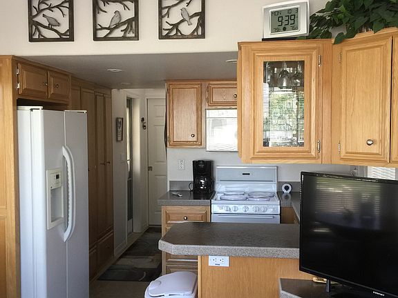 3rd image of 84250 Indio Springs Dr Space 14