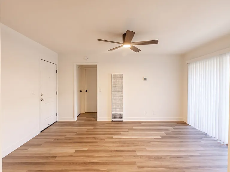 3771 Miramar Way — Photo 10