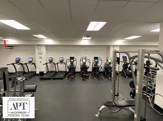 Sold by Modern Spaces | media 34