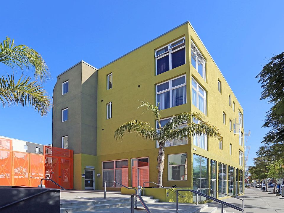 1st image of 900 F St APT 328