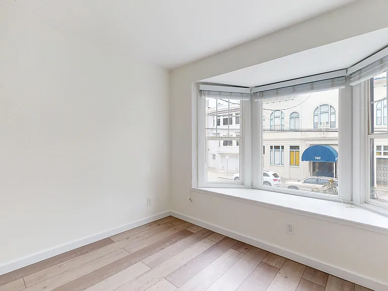 748 Page St #1 — Photo 12