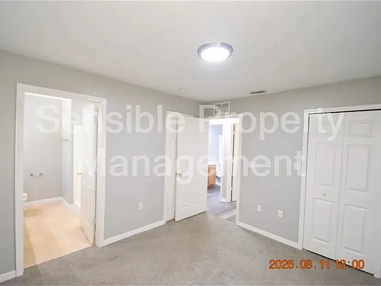 7411 Canterbury St — Photo 13