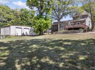 2703 Ashby Rd, Saint Louis, MO 63114