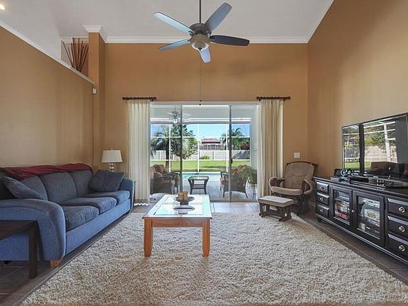5th image of 3815 Manteo Cir