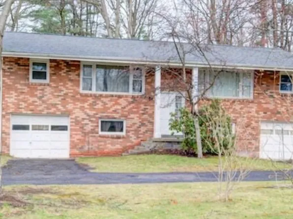 16 Kaine Dr, Albany, NY
