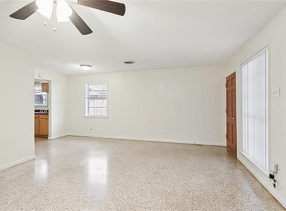 3rd image of 2718 Bell St
