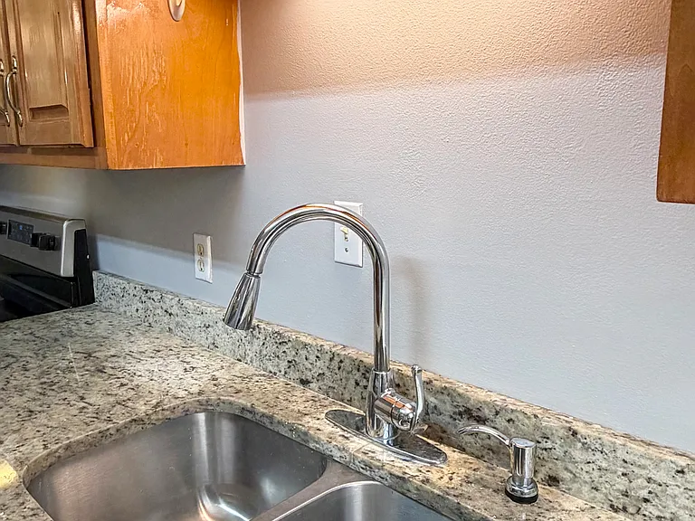 Granite counter tops in kitchen