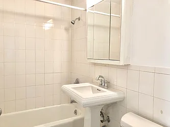 Rented by Stonehenge NYC LLC