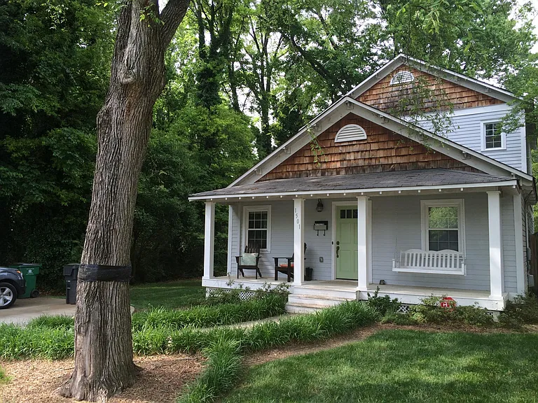 1501 Chestnut Ave — Photo 1