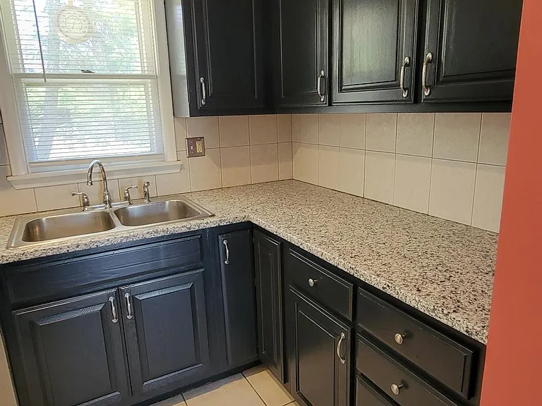 5025 NW 62nd St — Photo 34