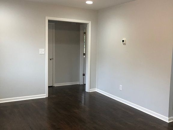 2nd image of 302 S Broad St #304-1SBRO