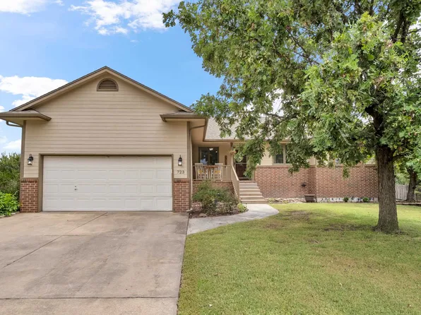 723 Quail Dr, Newton, KS 67114