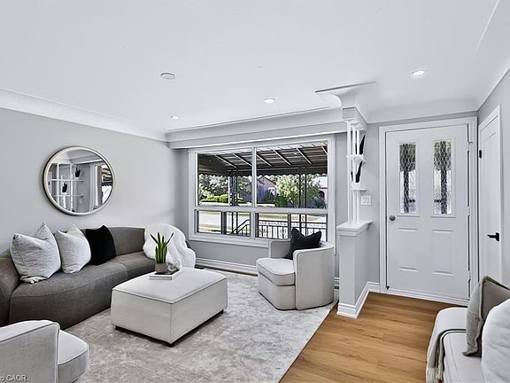 4th image of 38 Deerhurst Rd