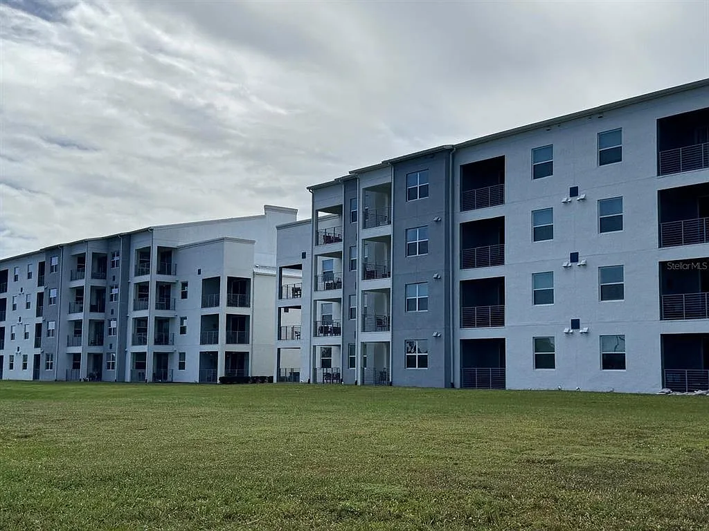 Building Photo - 3111 Paradox Cir #201