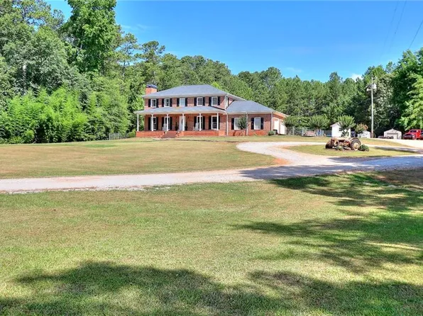 1025 Hodges Cir, Mansfield, GA 30055