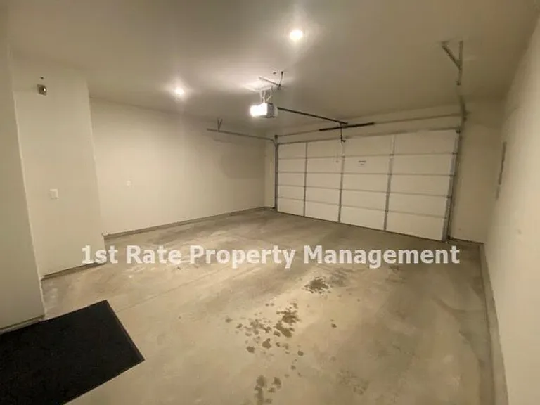 399 S Academy Ln — Photo 20