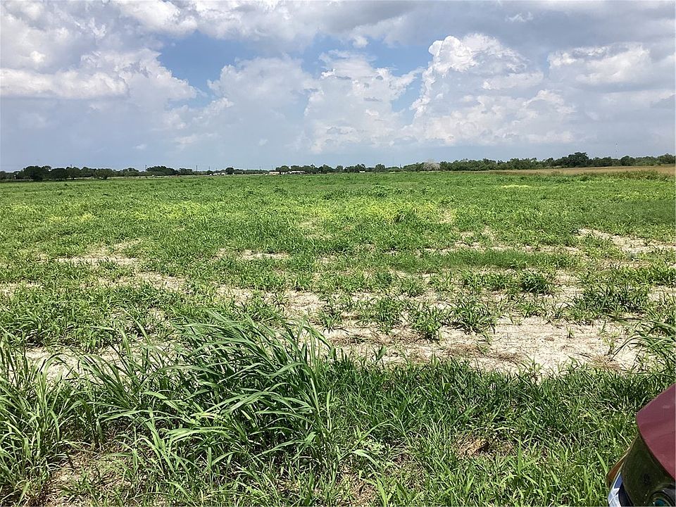 2nd image of 4596 W Highway 44
