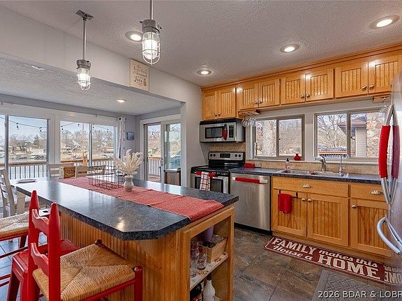 3rd image of 3365 Adkins Rd