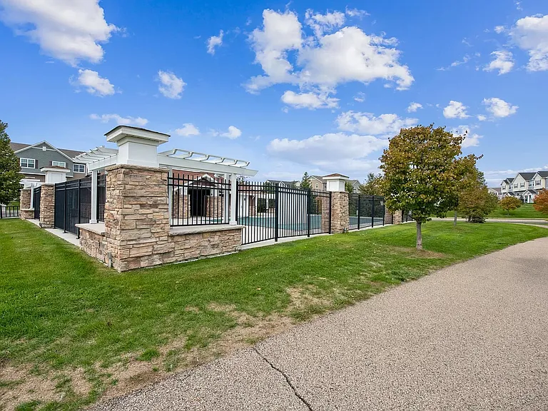 1806 Colonial Ln #4 — Photo 30
