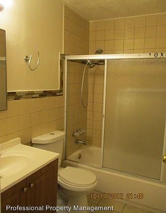5th image of 2114 Bush Ave APT A
