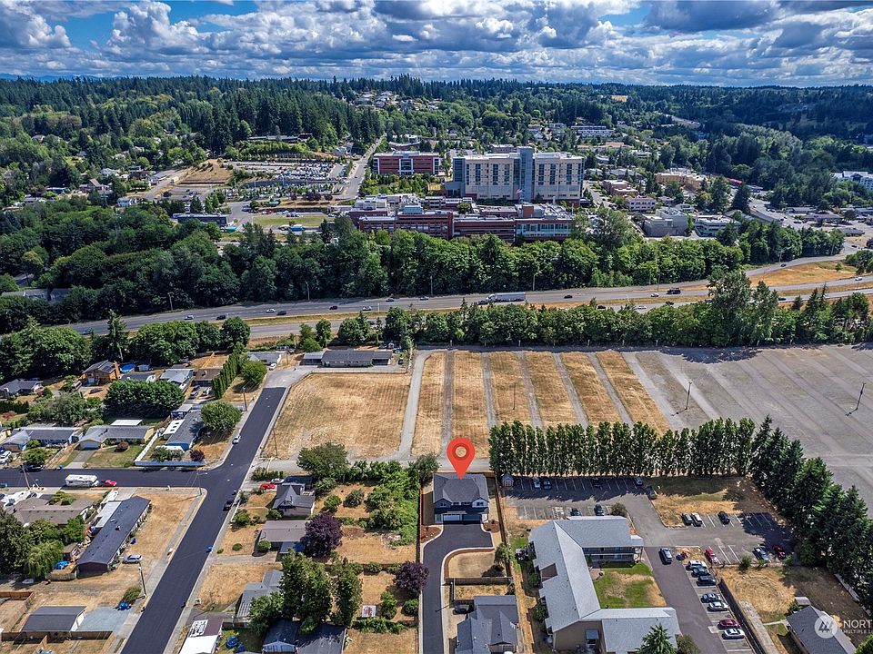 1st image of 410 10th Avenue SE #B