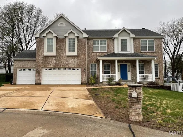 6169 Arbor Green Dr, Saint Louis, MO 63129