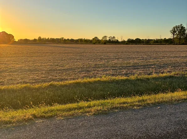 10137 N 800 W, Carthage, IN 46115