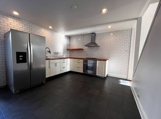 1339 Earl St, Philadelphia, PA 19125
