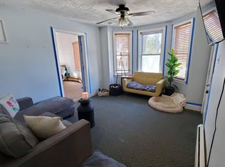 16 Elizabeth St #1, Worcester, MA 01605