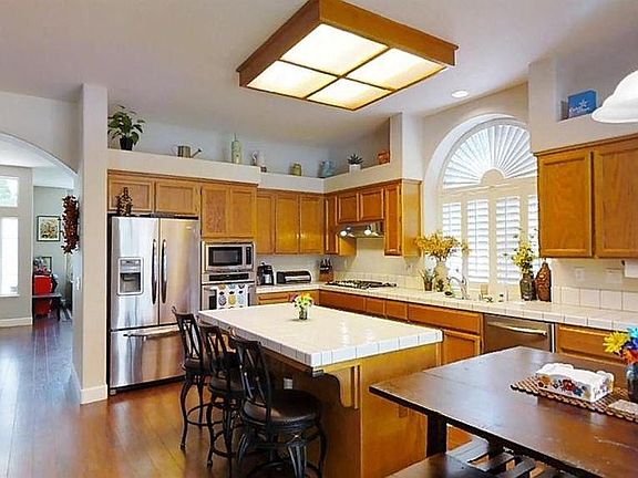 5th image of 1310 Avenida Alvarado