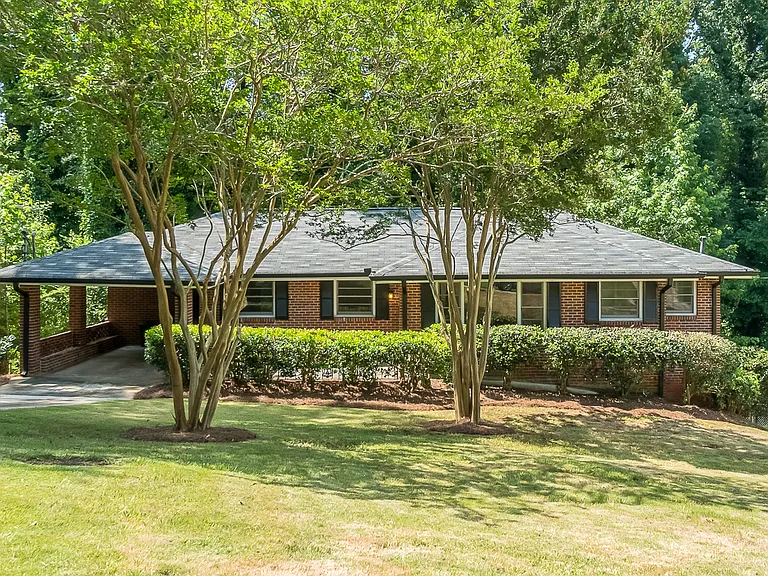 3149 Gay Dr — Photo 1