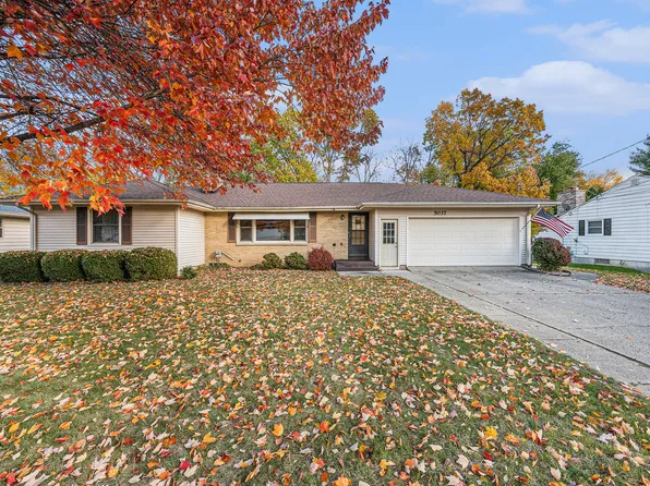 5037 Old Colony Rd, Portage, MI 49024