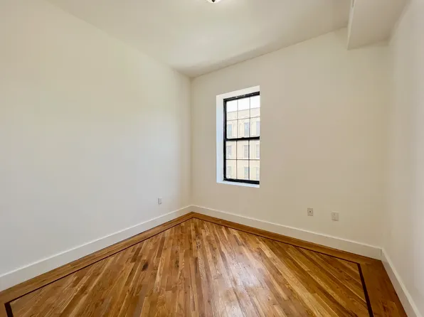 276 East 23rd Street image 7 of 11