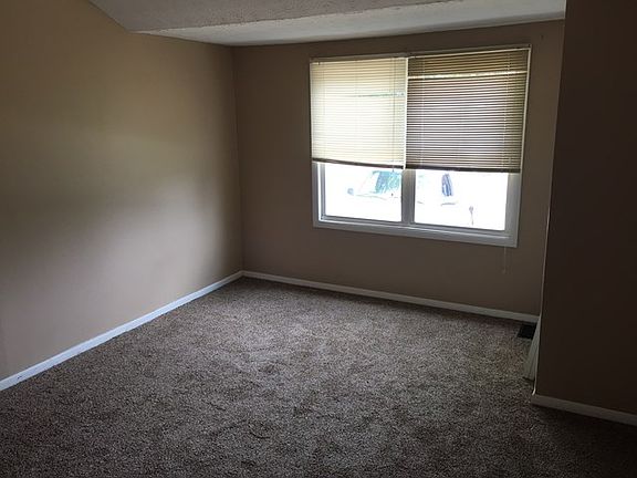 2nd image of 128 Price Ln