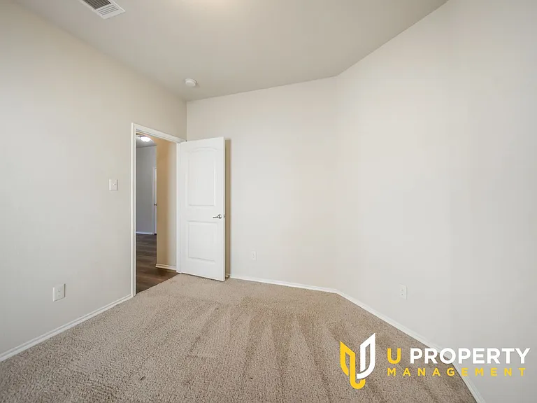 552 Indian Hill Dr — Photo 23