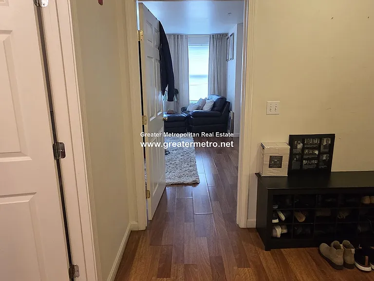 39 Chelsea St #1 — Photo 12