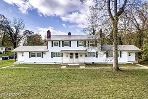 219 W Fairview Rd Photo 1