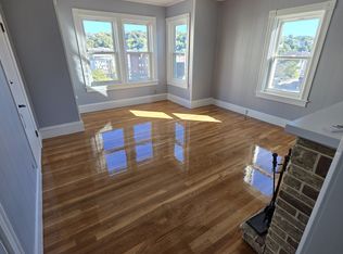 11 Shamrock St APT 2, Worcester, MA 01605