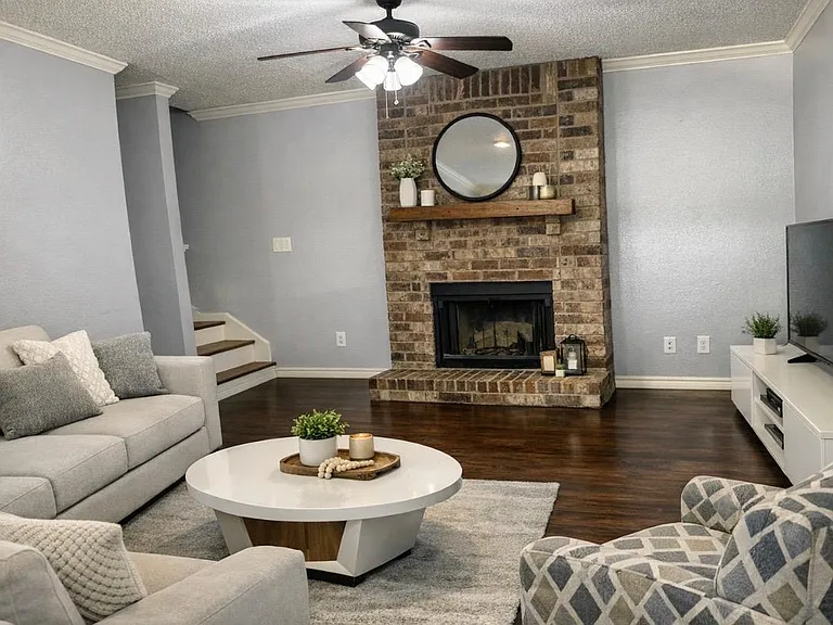 632 Mockingbird Ln — Photo 4