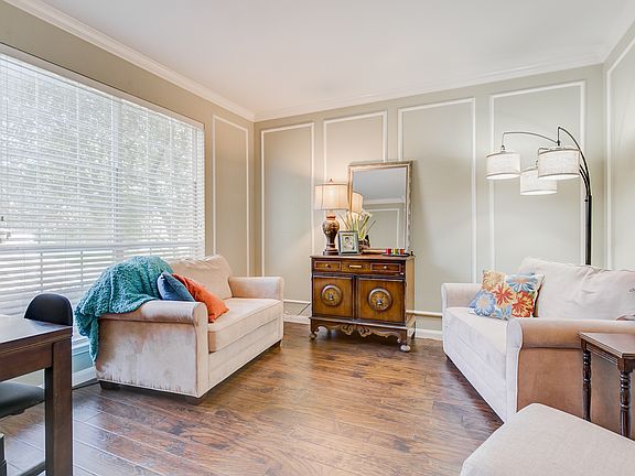 5th image of 1003 Muirfield Dr