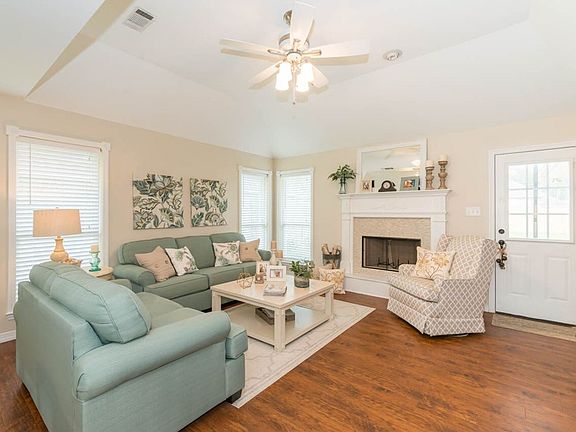 4th image of 2480 Waterford Way