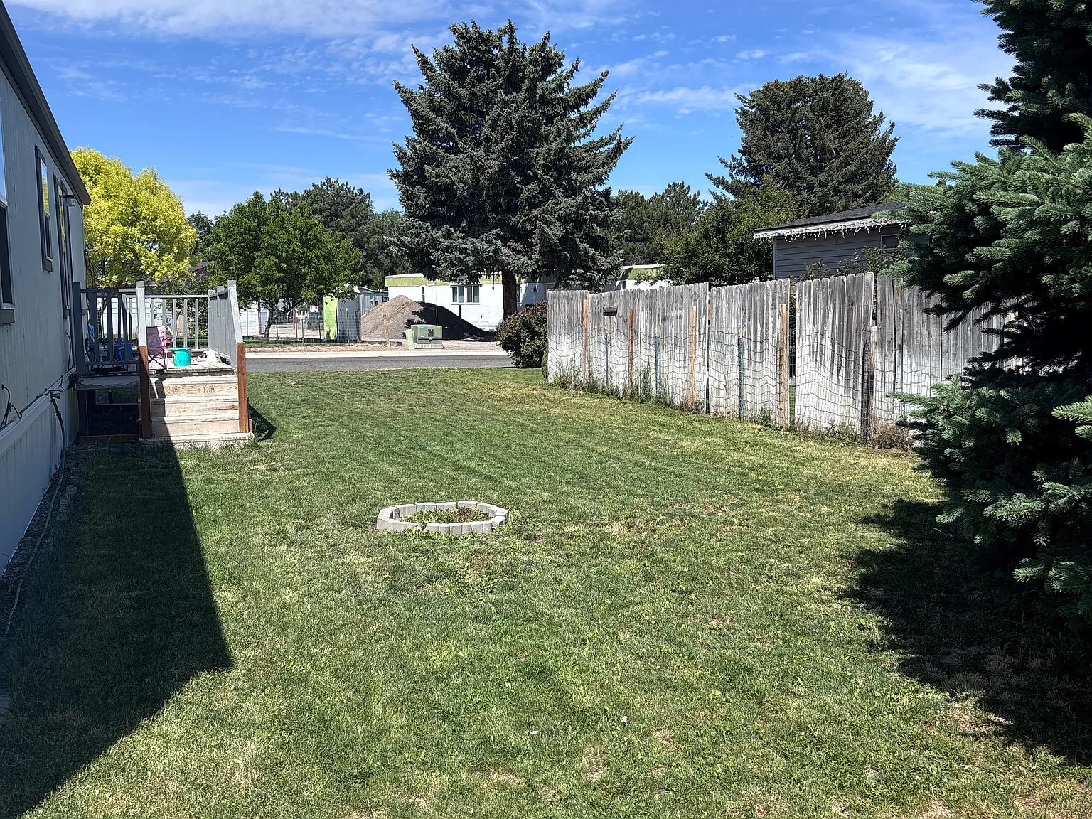 3 bed, 864 sqft, $1,450 — Photo 3