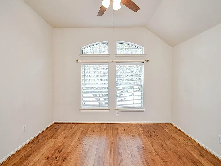 9403 Sundance Dr — Photo 13