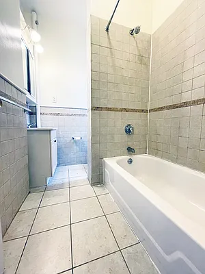 Rented by Bohemia Realty Group | media 6