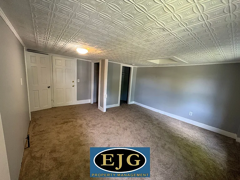 135 Pleasant St #3 — Photo 18