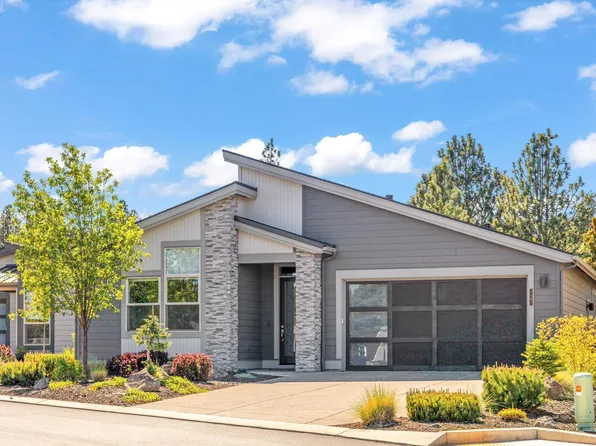 2687 NW Rippling River Ct, Bend, OR 97703
