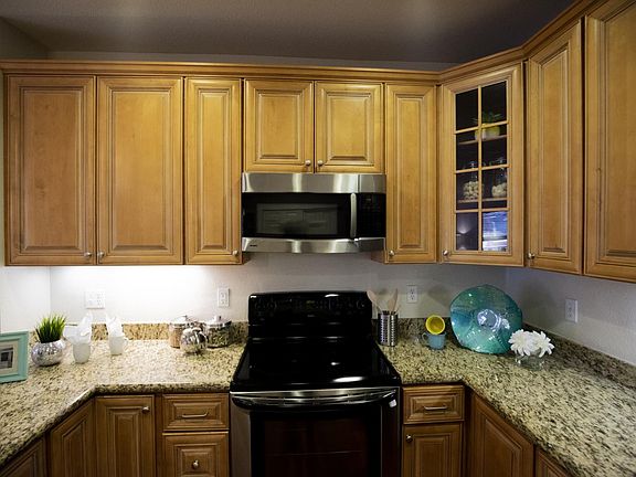 4th image of 1445 Fruitdale Ave Unit 322