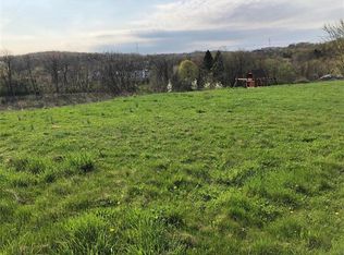 305 Gaelic Dr, Greensburg, PA